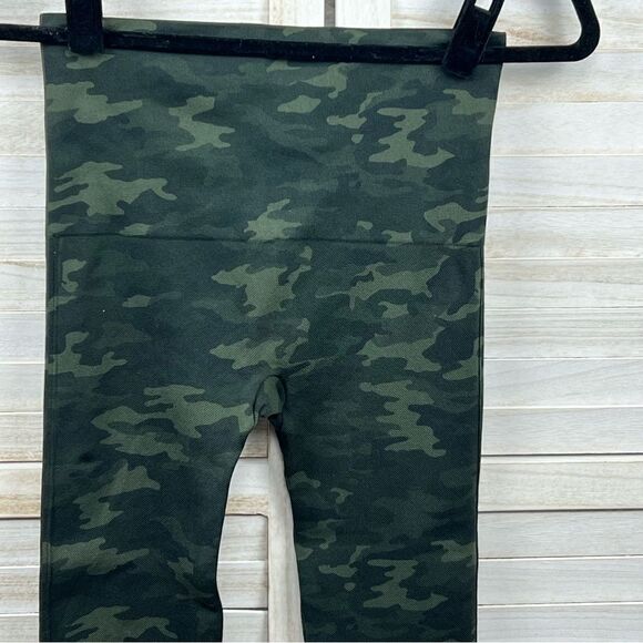 SPANX Camo Look At Me Now Seamless Leggings Medium - Picture 5 of 7